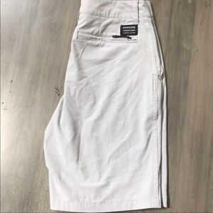 Quicksilver Boy’s shorts EUC